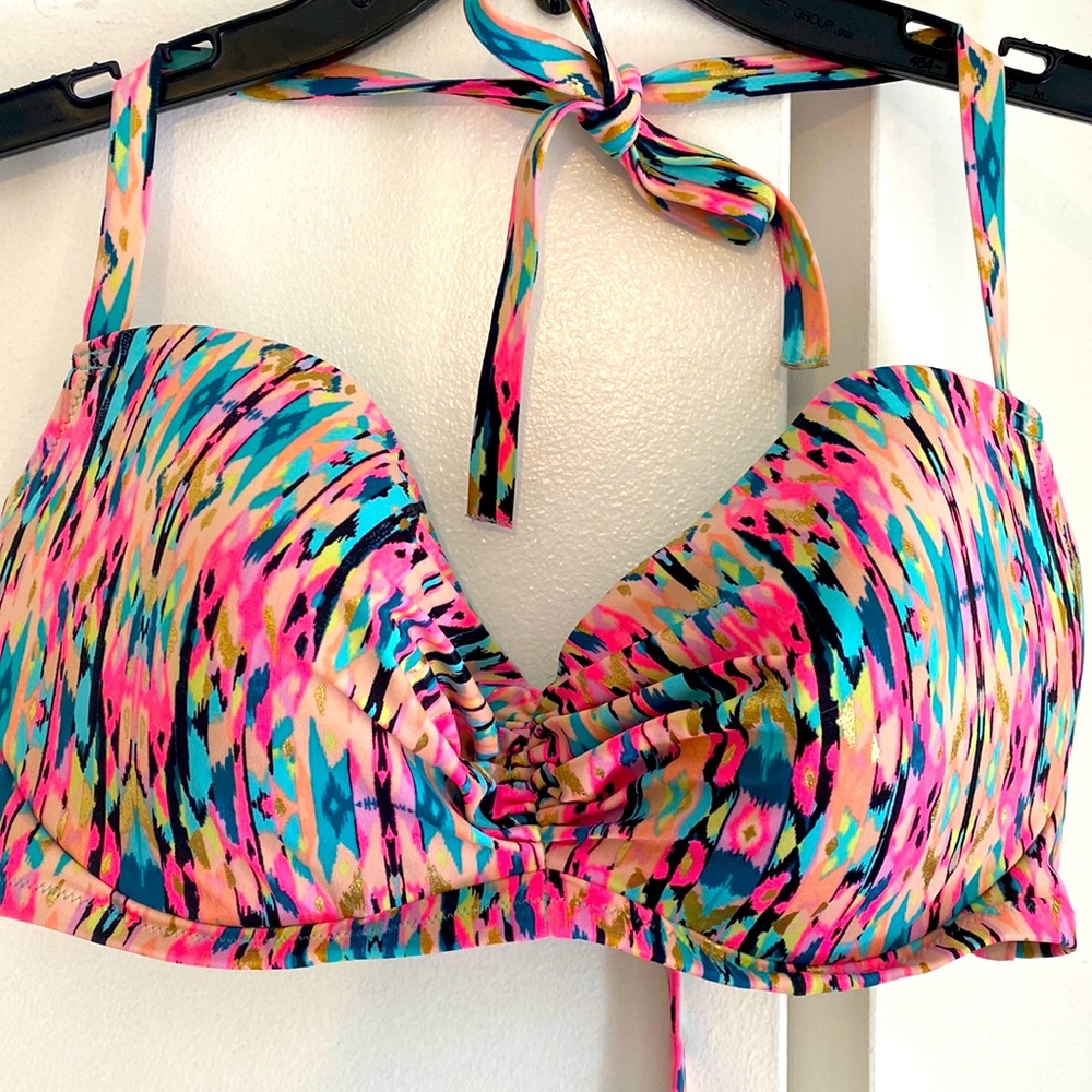 36 D Tropical Bathing Suit Top